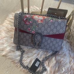Handbag 