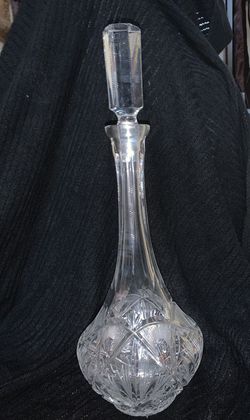 Elegant Heavy Crystal Decanter