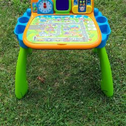 Vtech Kids Learning Table 