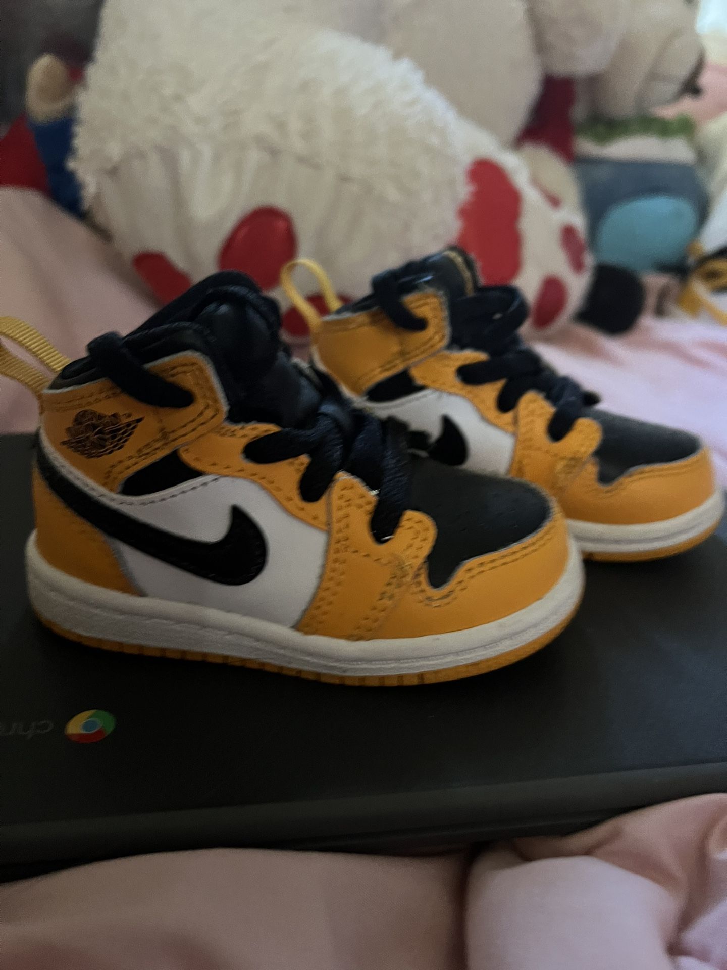 Jordan Mids Toddlers/babies