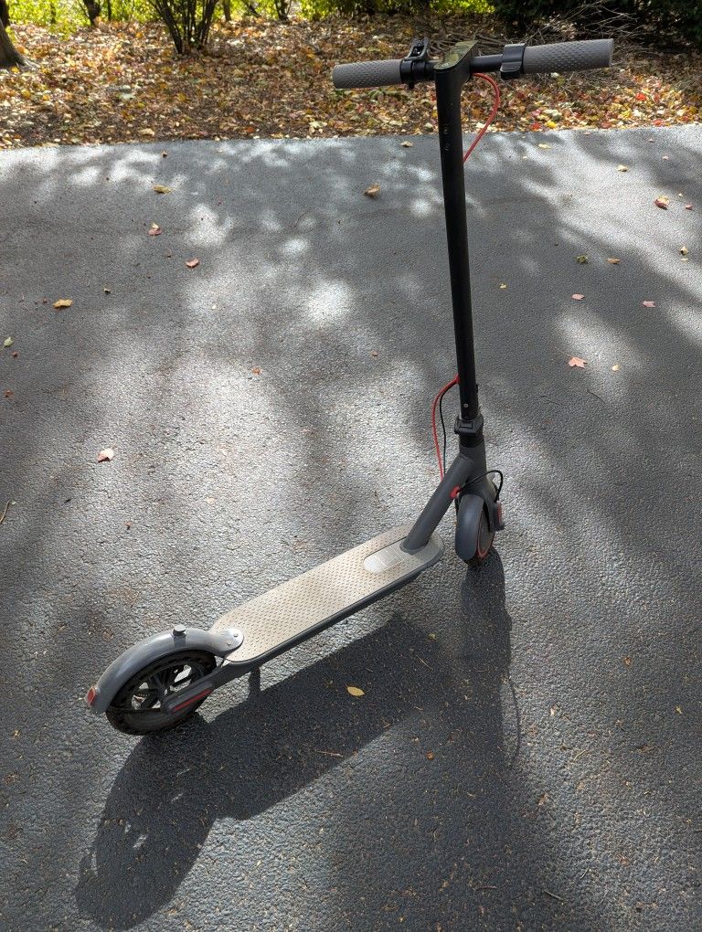AovoPro Electric Scooter 