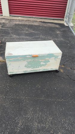 Vintage white chest on wheels