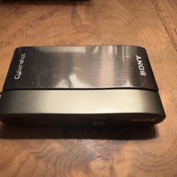 Sony Cyber-shot Carl Zeiss Vario-Tessar DSC-TX1