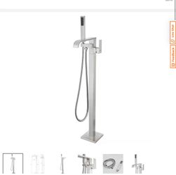 1-Handle Freestanding Floor Mount Tub Faucet Bathtub Filler with Hand Shower in BRUSHED NICKEL