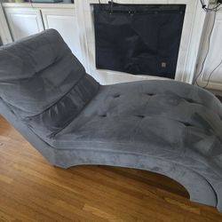 Chaise Lounge Chair