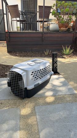 Small dog or kitty crate
