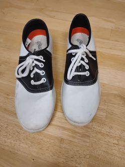 Women's 8.5 shoe