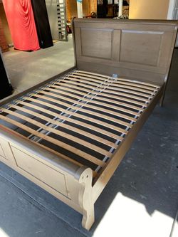 Wood Sleigh Bed Frame with Slats