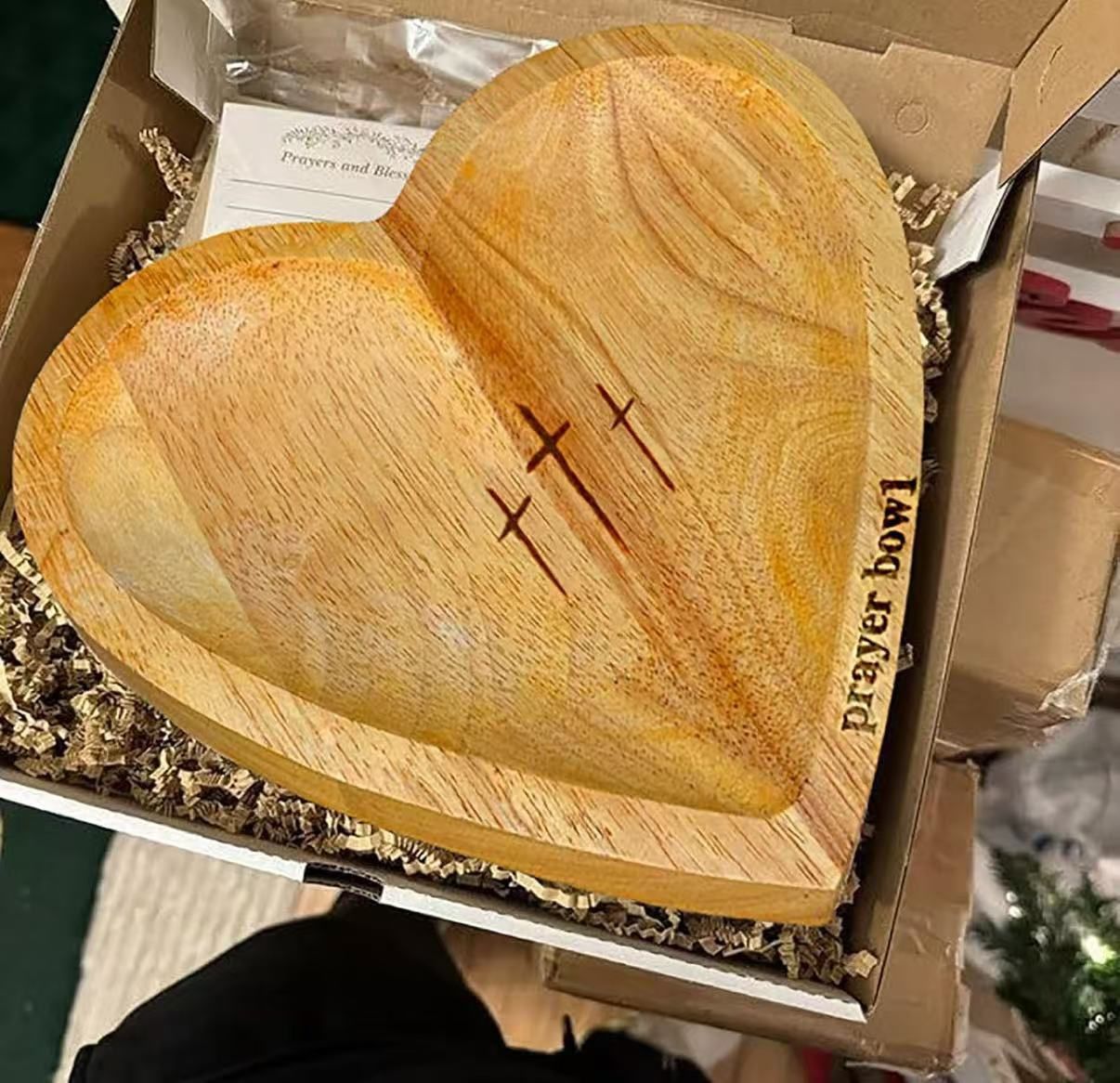 Heart Shaped Prayer Bowl With Cross - Wooden Religious Dough Bowl for Christian Congregation Gifts