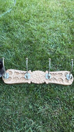 Antique-Style Carved Wood Wall Hook Rack – $15