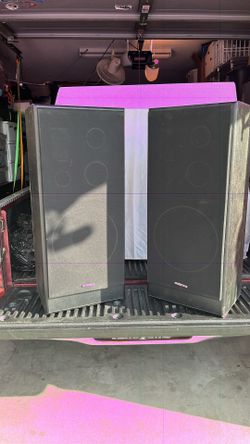 Large Black Speaker ONKYO 12”3 Way Speaker System