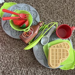 Pick up today: Kids waffle set toy