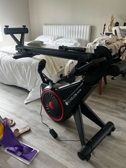 Echelon Row Rowing Machine