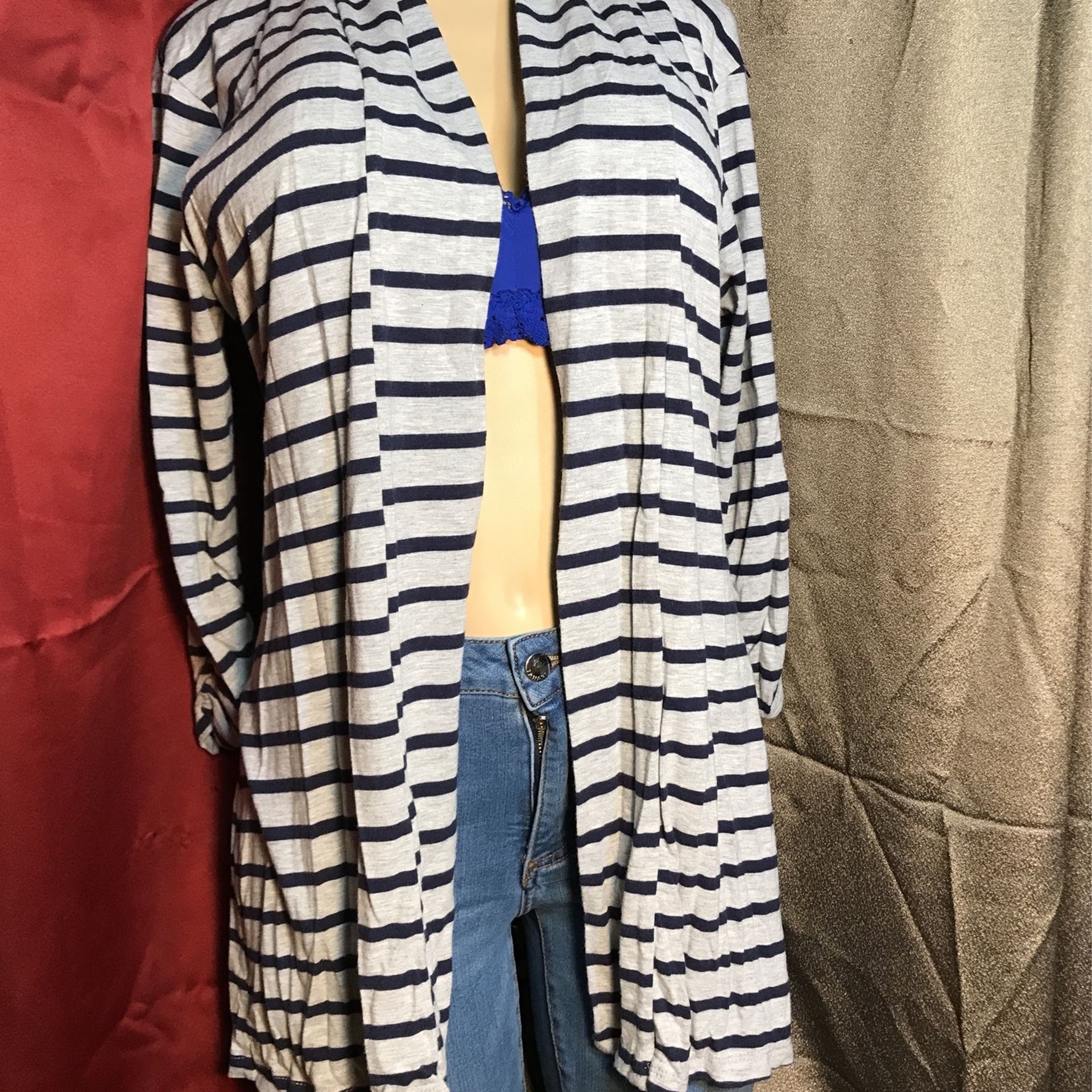 Cardigan size L  $4