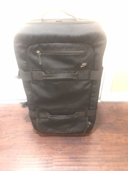 Nike Fifty one 49 Dordova 26” Rolling Travel Bag