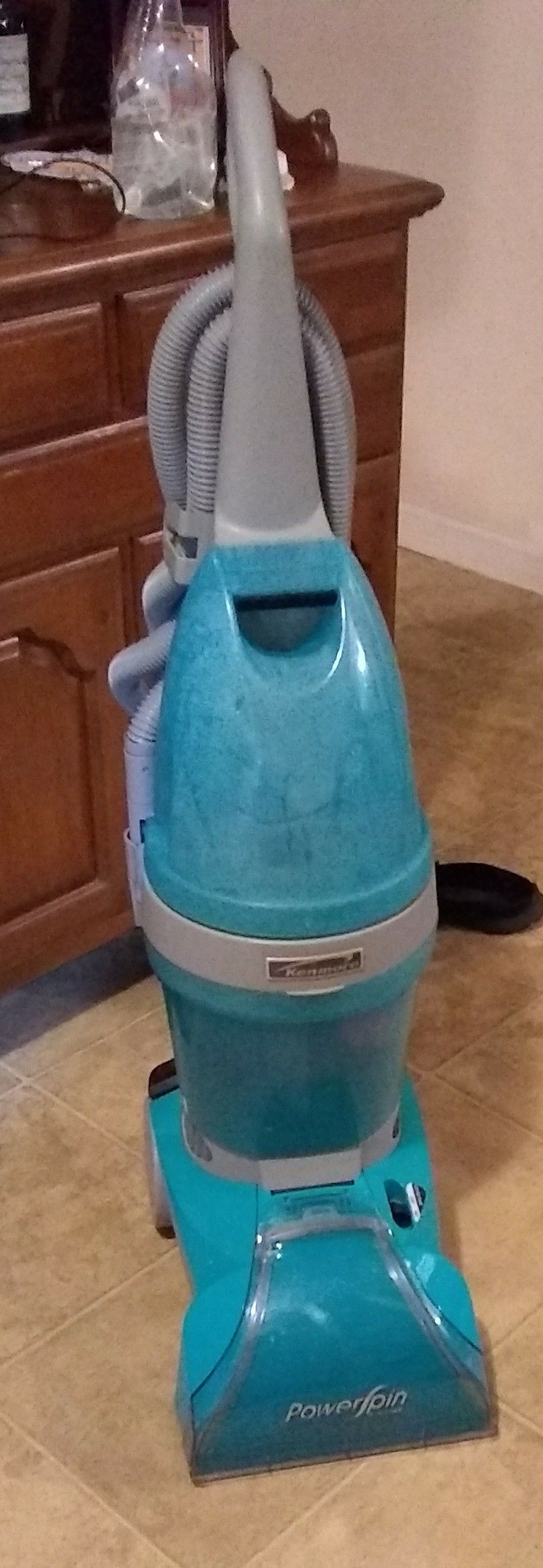 Kenmore Powerspin deep cleaner carpet/floor for Sale in Lowell, MA