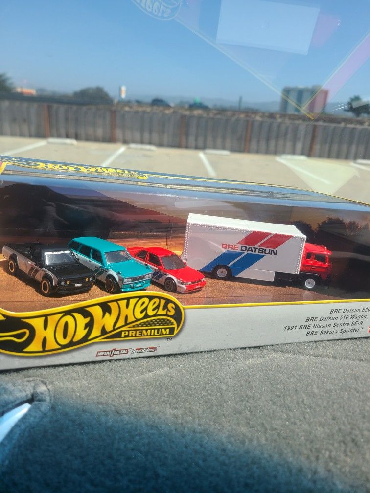 Hot Wheels Diorama