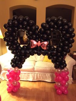 Minnie Mouse Tabletop Cake Arch