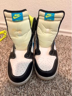 Dunks high