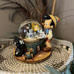 Rare Pinocchio Music Box And Snow Globe