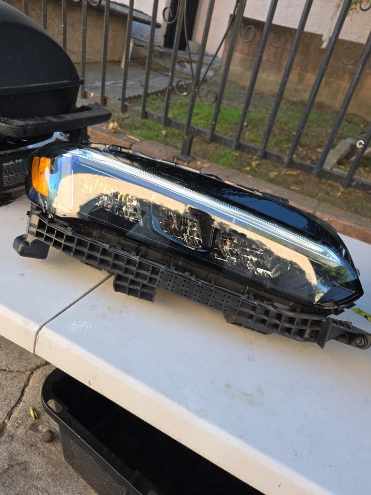 2023 Honda Civic Headlight R Side