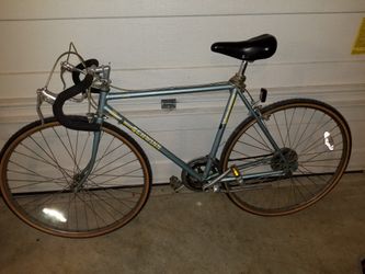1984 Schwinn World Touring Road Bike 51cm 20in Medium Lugged Steel 10 Speed Shimano