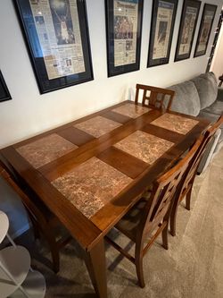 Counter Height Table with 4 Chairs