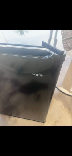 Selling  a Haier mini  refrigerator in good condition works great