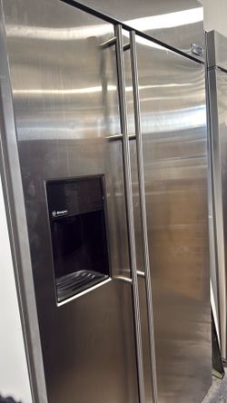 Monogram built-in refrigerator