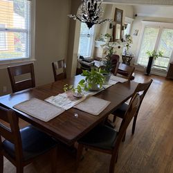 Dining room table set