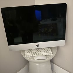 Mas Apple computer desktop