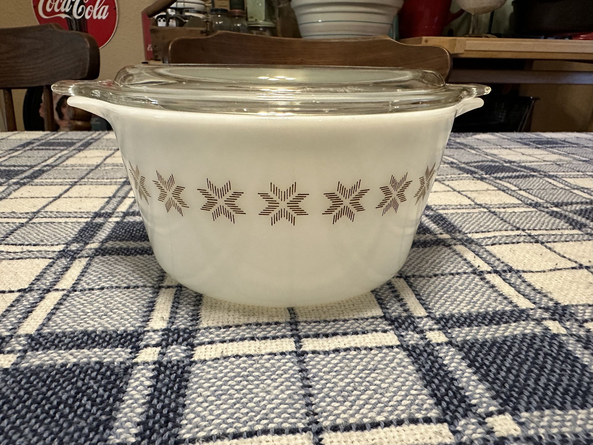 Vintage Pyrex Town And Country  #473 Casserole With Lid