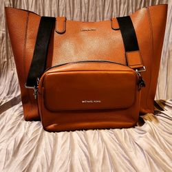 Hudson Pebbled Leather Crossbody Bag