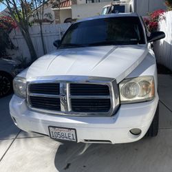 2007 Dodge Dakota