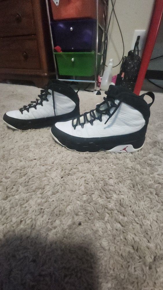Air Jordan 9 Retro OG ‘Space Jam’ (2016)