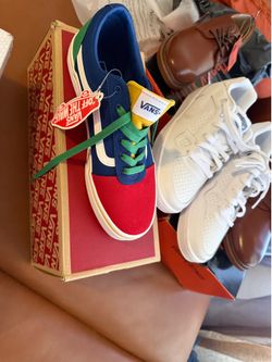 Brand New Vans Multi-Color Youth Shoes (Size US Youth 5.0)