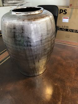 Shonada Vase