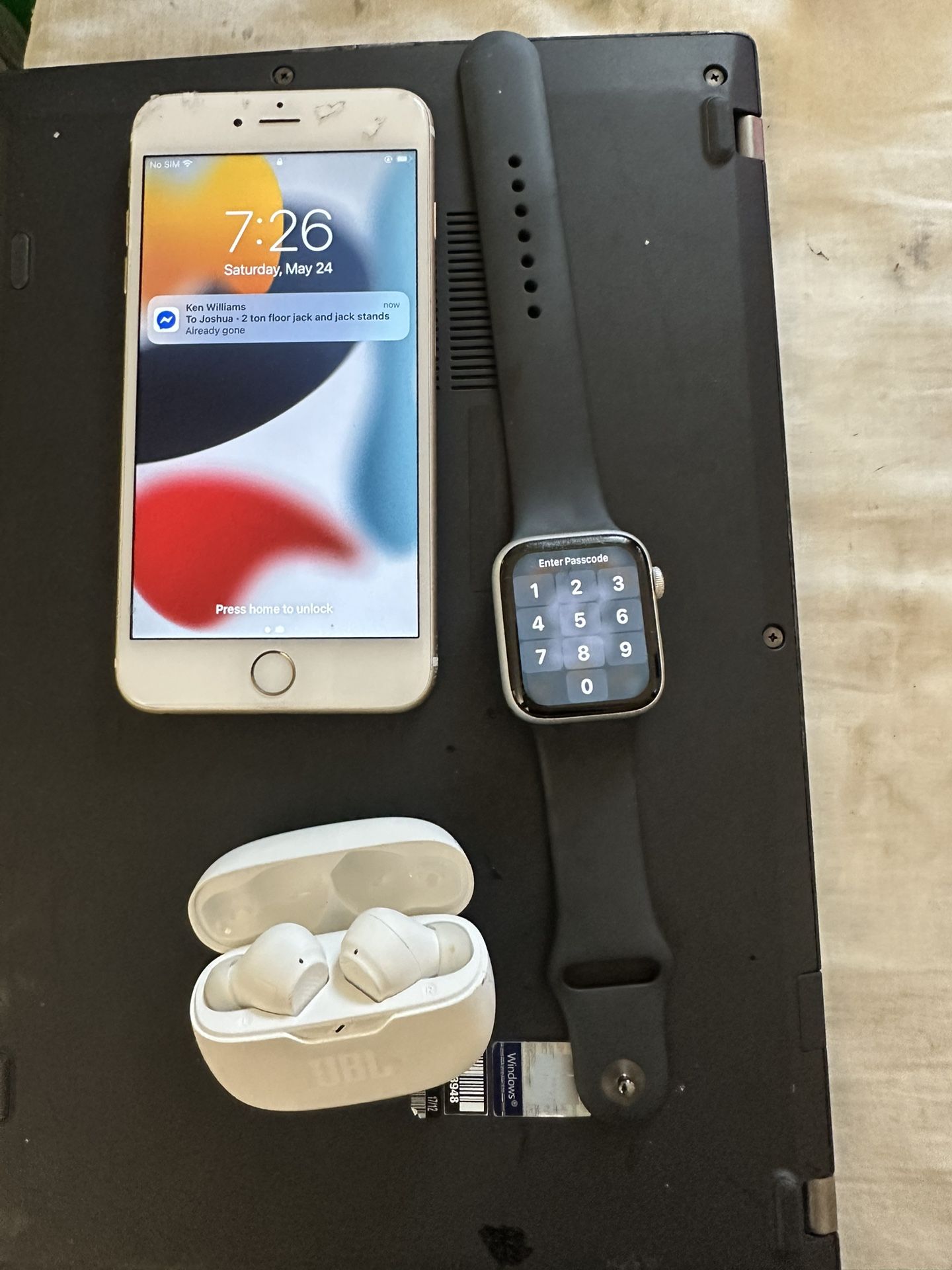 iPhone 6s Plus 64 Gig Unlocked Apple Watch 44mm Jbl Earbud