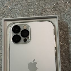 iPhone 12 PRO UNLOCKED Like New 