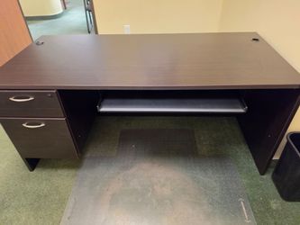 Desk wood used
