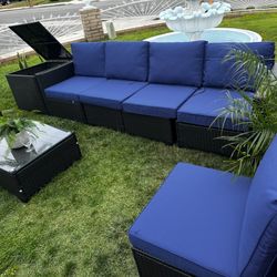 brand new patio set 8 pcs in box