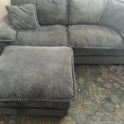 Love seat With Ottoman