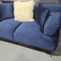 NEW LOVESEAT BLUE VELVET 70x38