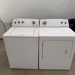 Whirlpool Washer And Gas Dryer 