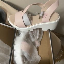 New Size 6 Sandals See My Page Tons More 