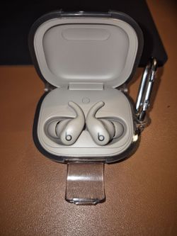 Powerbeats Fit