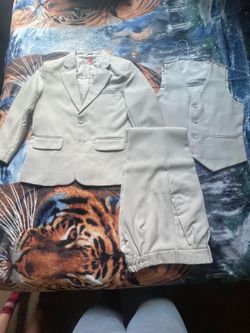 Traje de niño