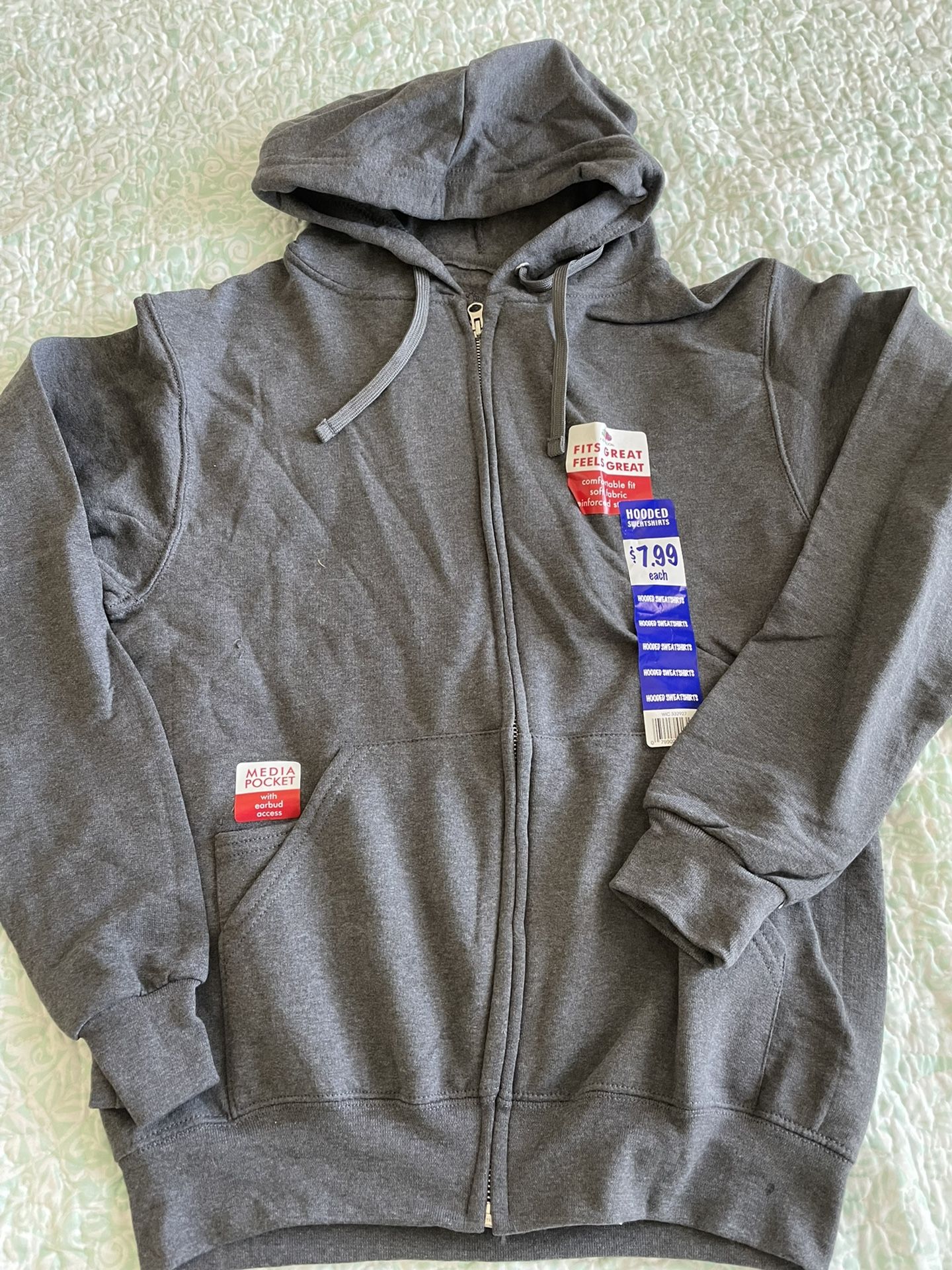 NEW HANES HOODED SWEATSHIRT