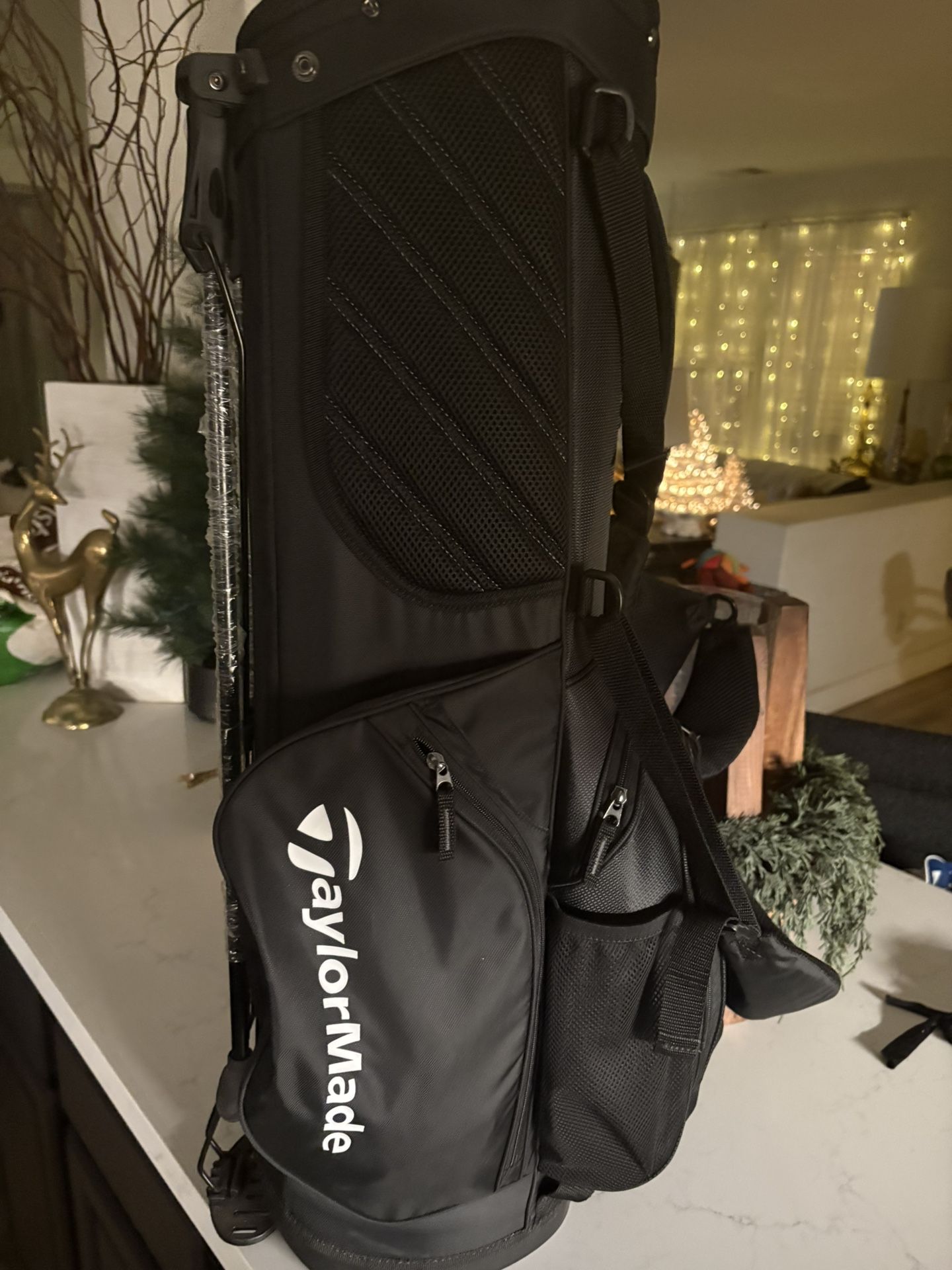 New -Taylormade Golf Stand Bag 5 Slot 