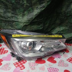 2018-19 Subaru Legacy Outback Right Headlight 